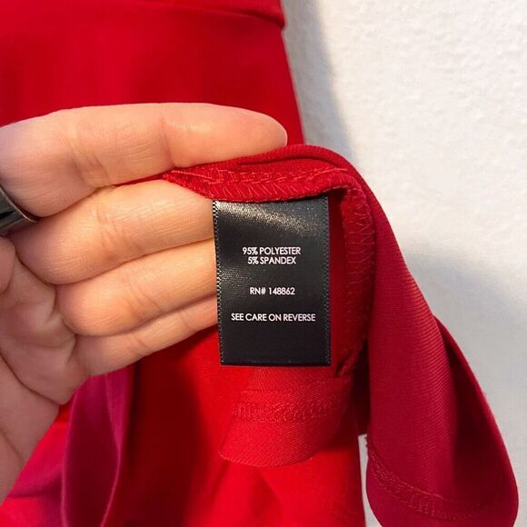 Torrid Studio Knit Red V-Neck Flutter Sleeve Peplum Top Size 3 - Picture 3 of 7